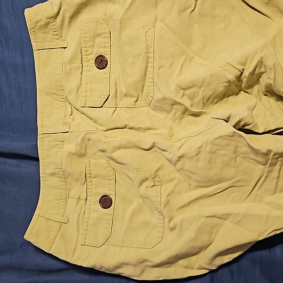 Green wide legged pant - Picture 3 of 4